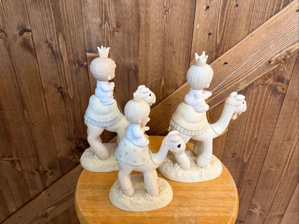 Precious Moments “They Followed the Star”3 Wise Men Camels Nativity Set w/ Box (